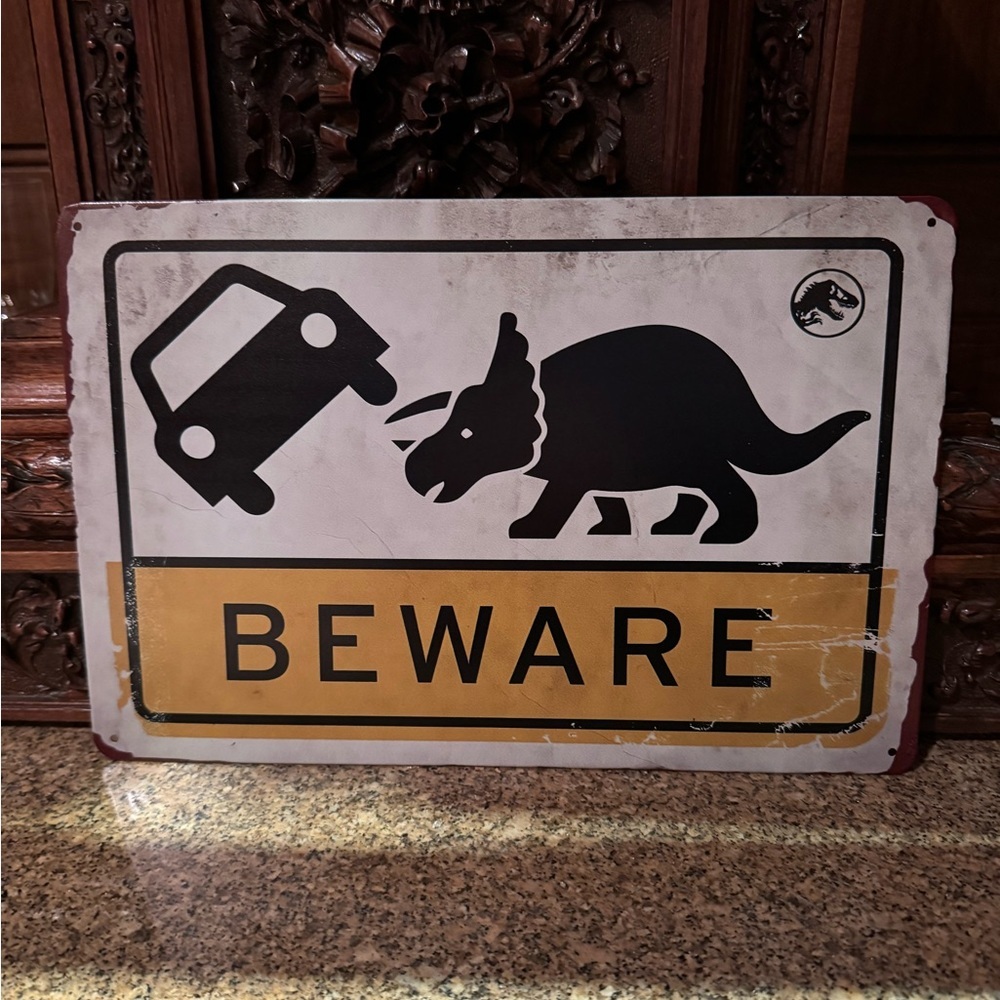 Warning Sign: Beware of Dinosaurs - Picture 1 of 6